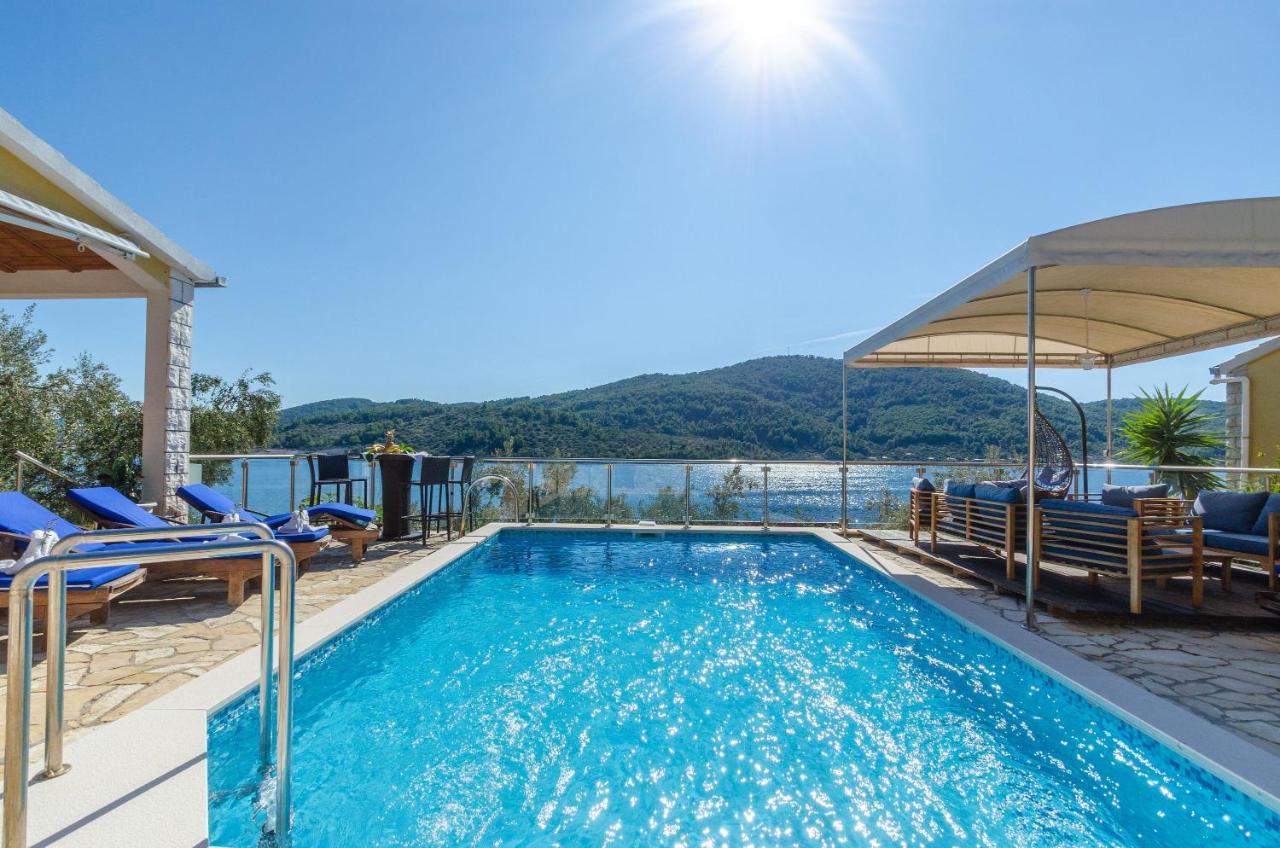 Villa Paradise Вела-Лука Экстерьер фото